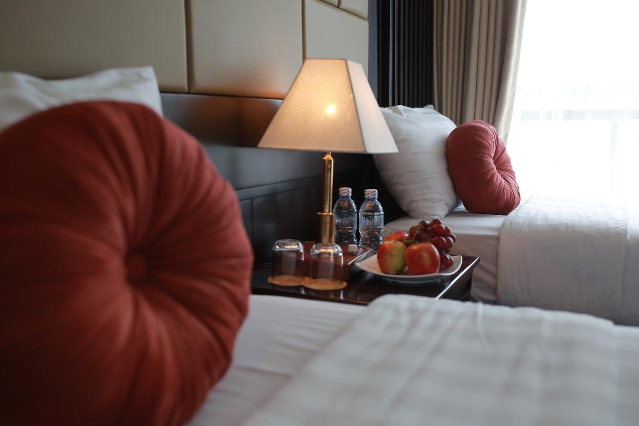 Halong Majestic Legend Cruise Hotel ฮาลอง ภายนอก รูปภาพ