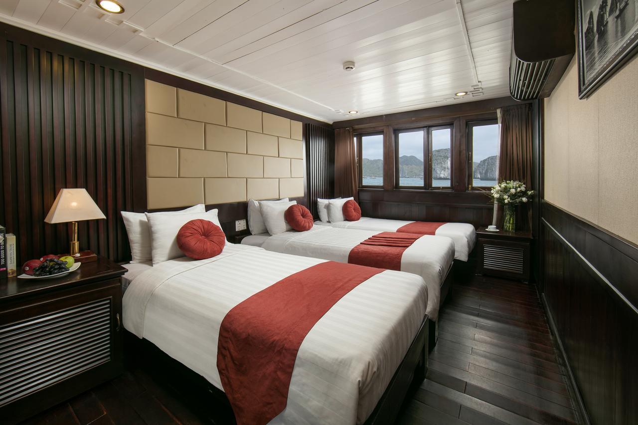 Halong Majestic Legend Cruise Hotel ฮาลอง ภายนอก รูปภาพ